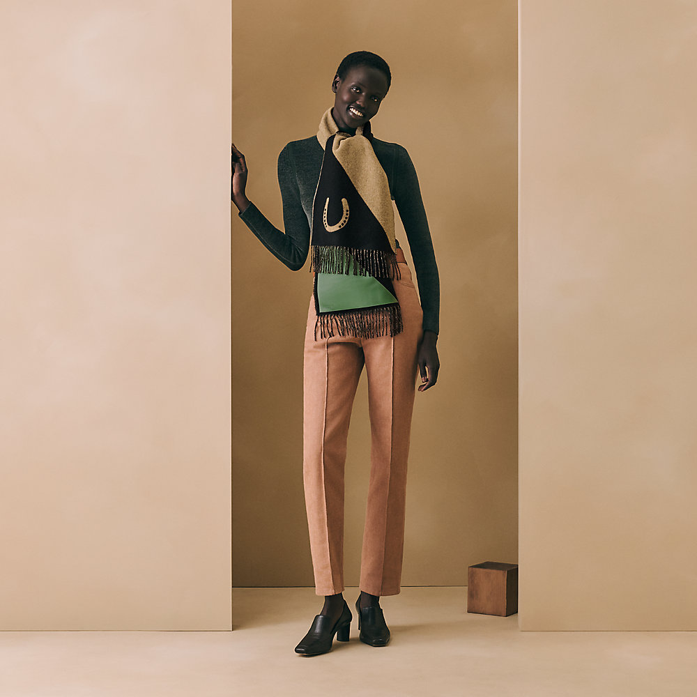 マフラー 《カザック・クラブ》 | Hermès - エルメス-公式サイト
